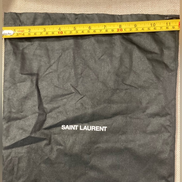 Saint Laurent Dust Bag. Measures at 15x11.5 - Picture 3 of 8